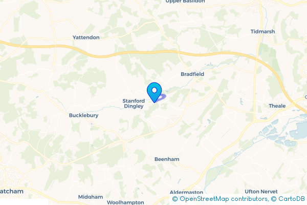 Minibus Hire in Tutts Clump, Berkshire, England